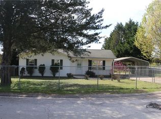 302 Stewart Rd, Walhalla, SC 29691