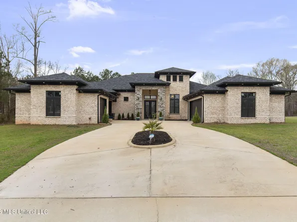 125 Breckenridge Dr, Brandon, MS 39042