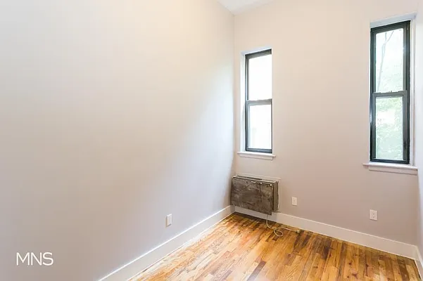 Rented by MNS Marketing | media 22