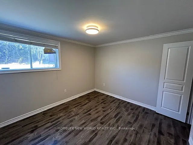 137 Cherokee Blvd #BASEMENT — Photo 6