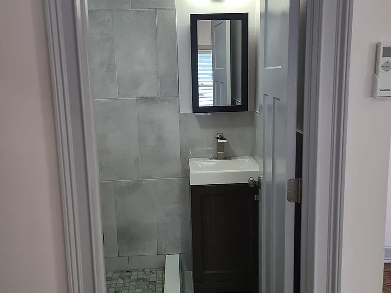 81 Walnut St — Photo 5