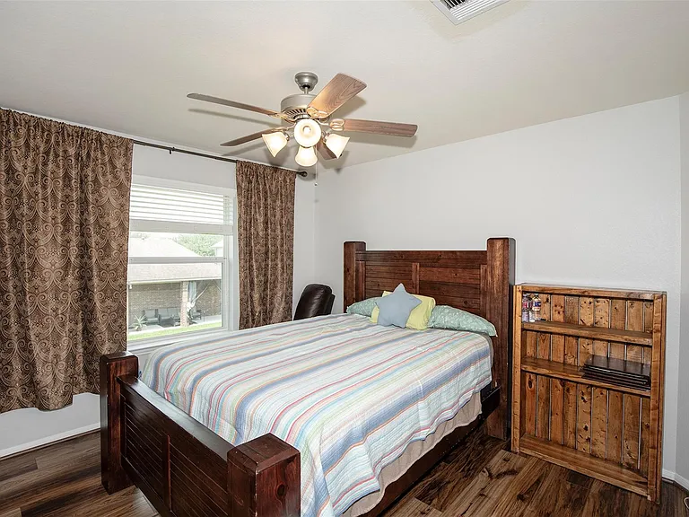 2110 Stonehollow Ct — Photo 25