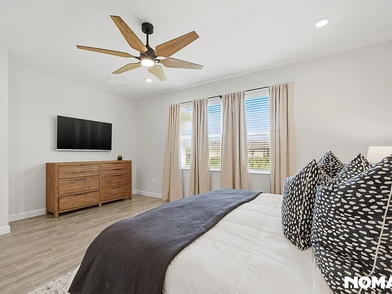 12220 SW Roma Cir — Photo 15
