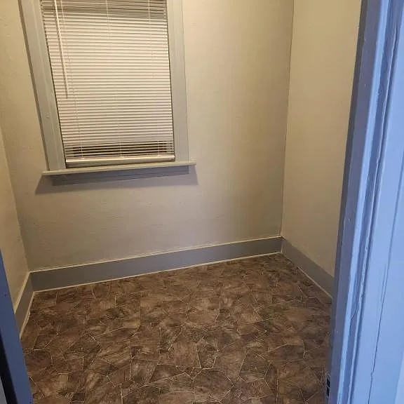 221 1/2 W Exchange St #2R-APT2R — Photo 2