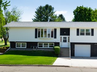 303 Durtschi Dr, Mount Horeb, WI 53572
