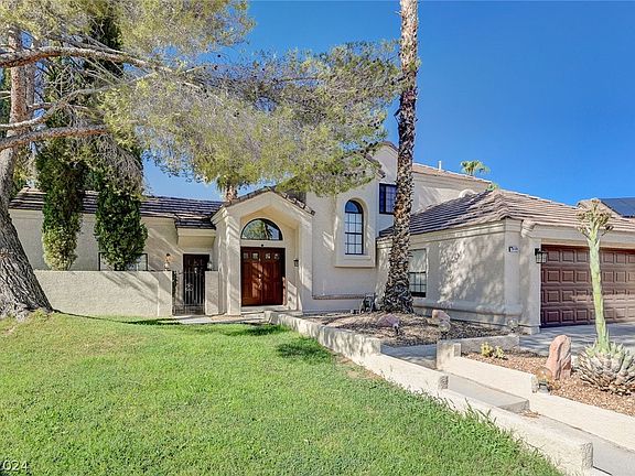 3rd image of 9109 Emerald Cove Ct