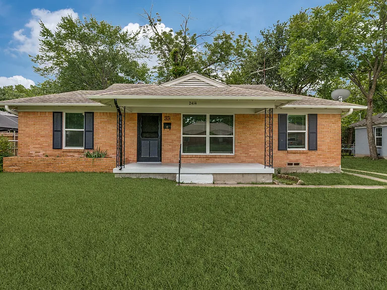 2414 San Medina Ave — Photo 1