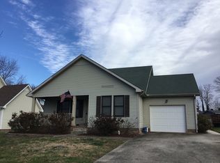 260 Kathleen Ct, Clarksville, TN 37043