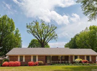 20 Hallous St, Conway, AR 72032