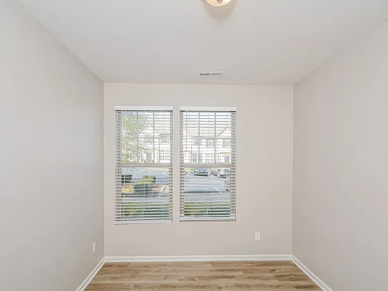 2203 Sunny Cove Dr — Photo 11