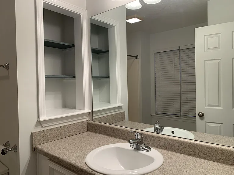 120 Caswell Ct — Photo 7