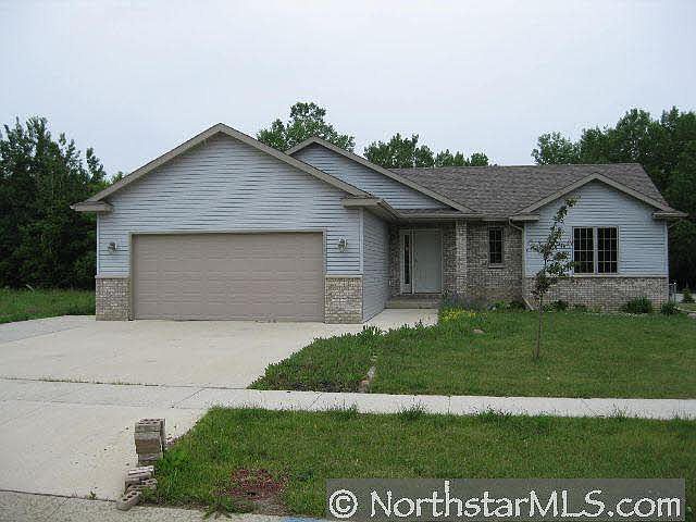 1st image of 105 6 1/2 Avenue NE