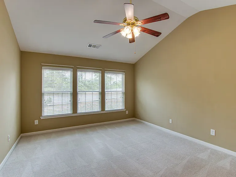 1510 Chestnut Springs Rd — Photo 11