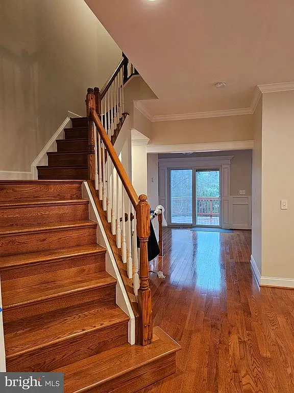 4 bed, 3.5 bath, 2458 sqft, $3,175 — Photo 4