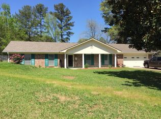 511 Oakwood Dr, Vicksburg, MS 39180