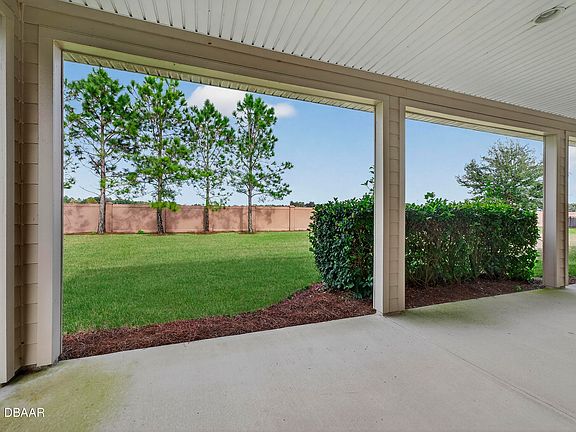 3rd image of 3947 NW 46th Ter