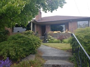 2612 32nd Ave W, Seattle, WA 98199