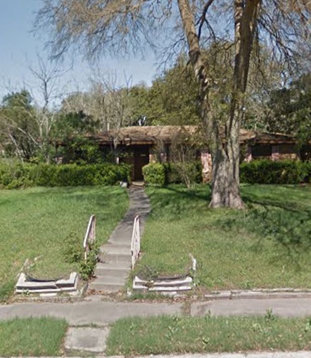 1st image of 203 Maplewood Ln