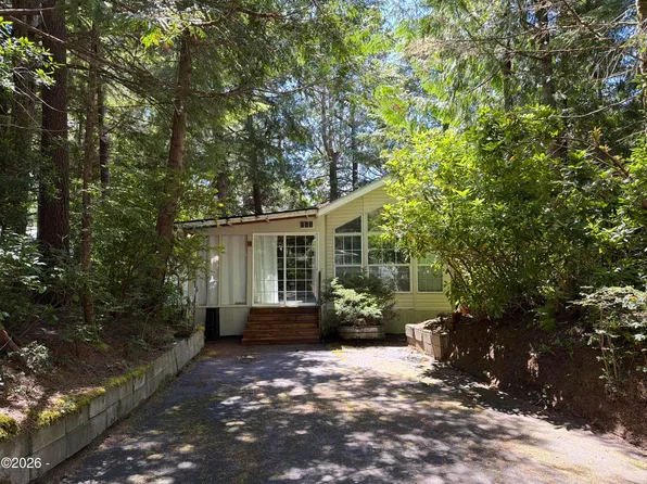 3700 N Highway 101 #18, Depoe Bay, OR 97341