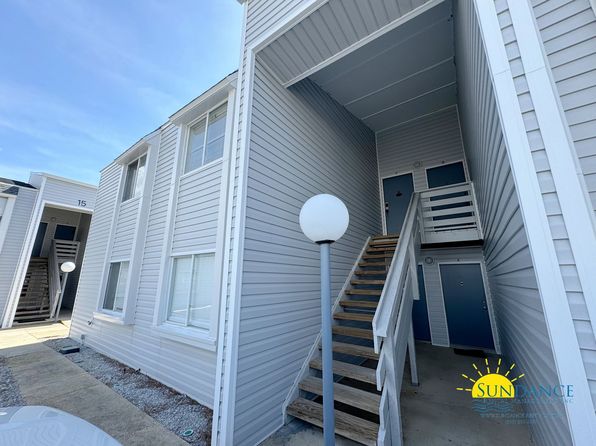 101 Old Ferry Rd UNIT 14B