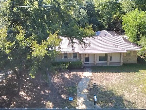 4th image of 1408 W 4th St