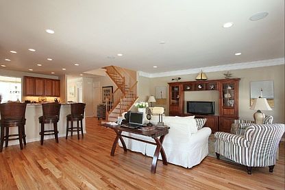 1st image of 102 Gettysburg Dr