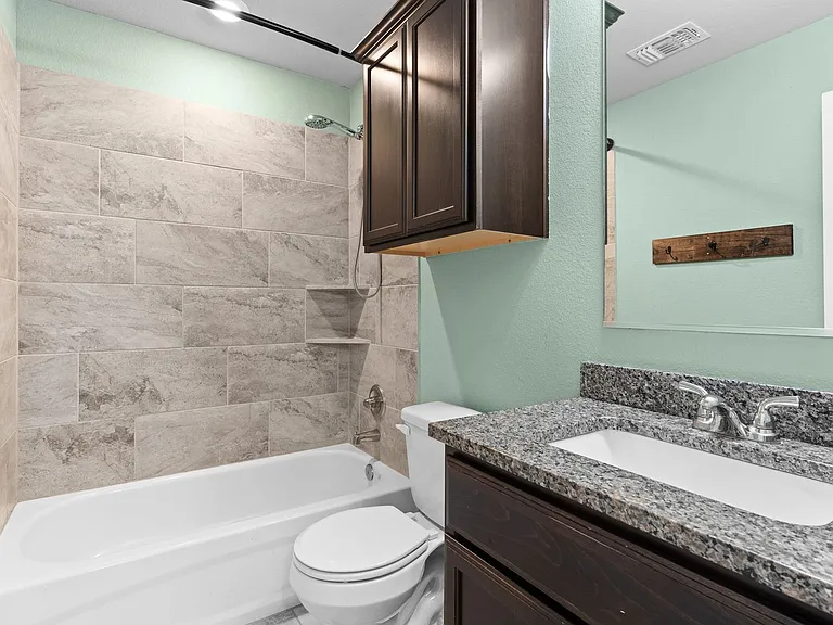 1310 Lilac Ledge Dr — Photo 13