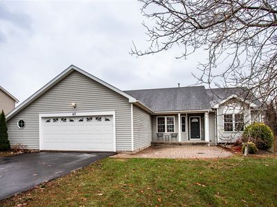 65 Bedfordshire Dr, Henrietta, NY, 14467