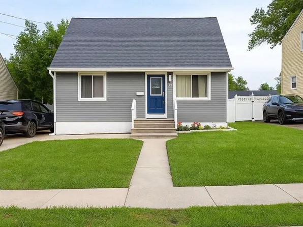 26 Wilson Ave, Bellmawr, NJ 08031