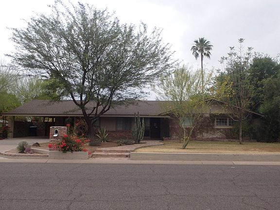 4th image of 2024 E San Juan Ave