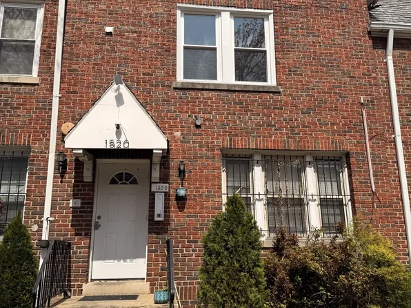 1504 Isherwood St NE, Washington, DC