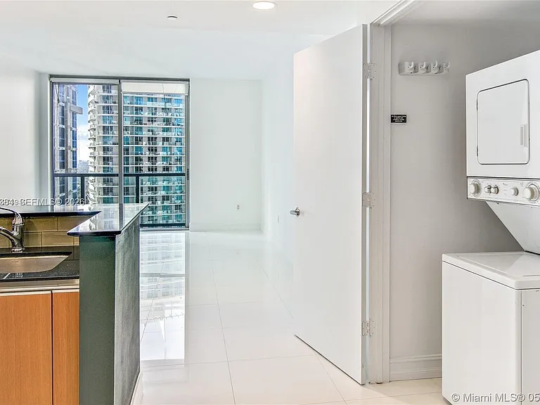 1060 Brickell Ave #2911 — Photo 22