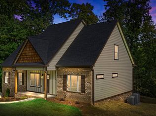 2258 Laurel Hills Dr, Cleveland, TN 37311