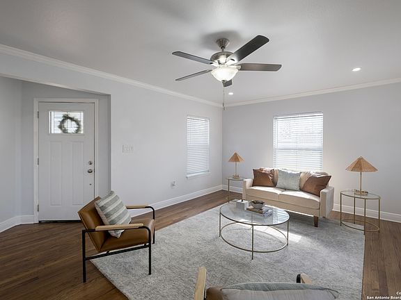 4th image of 2549 W HUISACHE AVE
