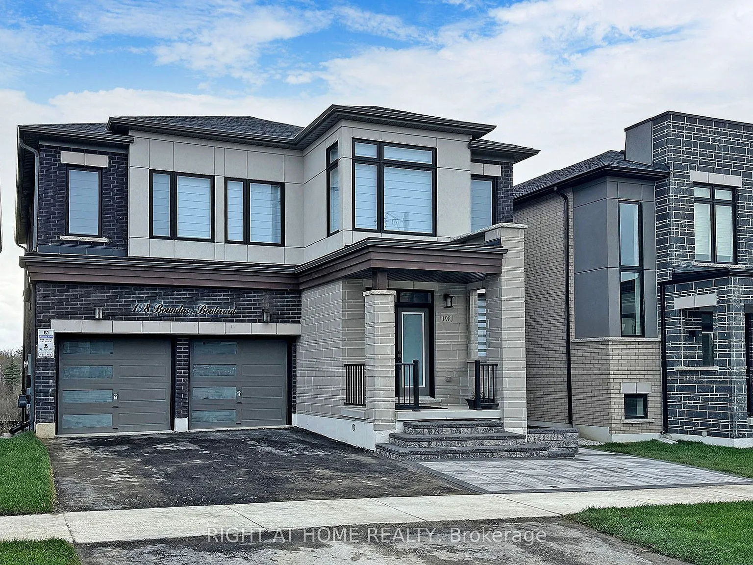 2 bed, $2,300 — Photo 1