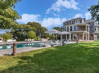180 Scraggy Neck Rd, Cataumet, MA 02534