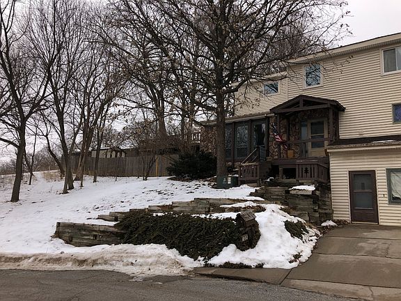 4th image of 1002 Bayberry Dr