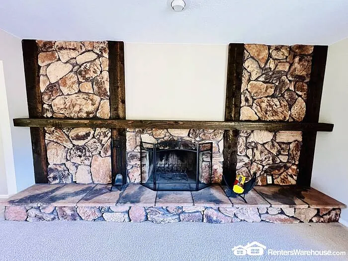 1817 Welland Ave — Photo 8