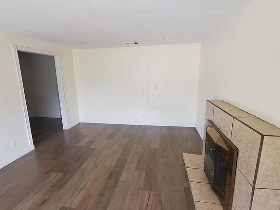 4th image of 32443 Joyce Way