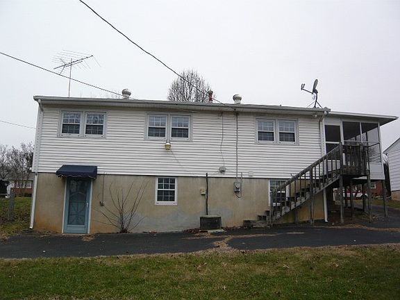 5th image of 5427 Mayfield St