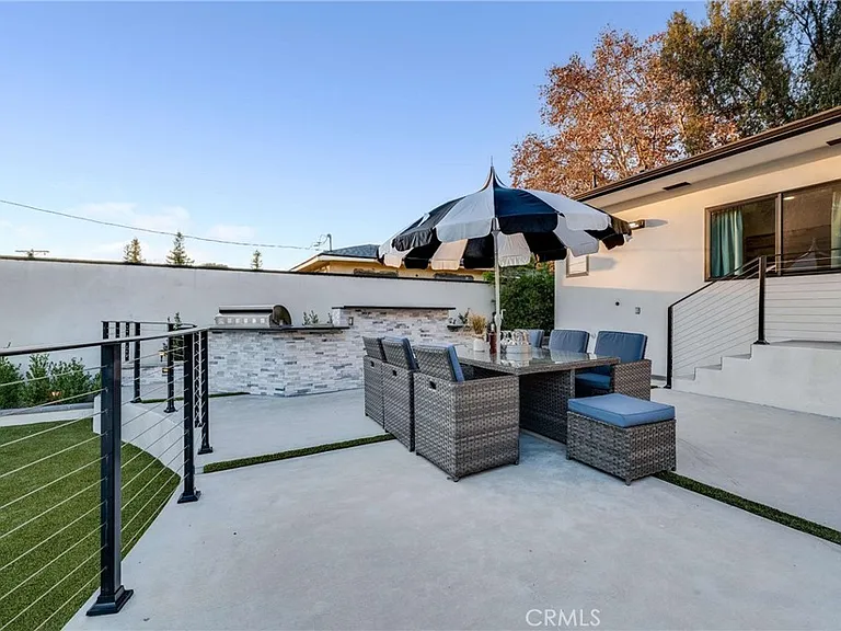 3890 Shadow Grove Rd — Photo 44