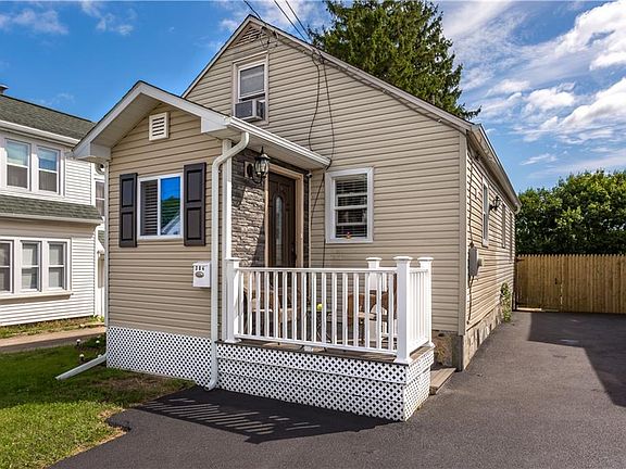 3rd image of 304 N Highland Ave