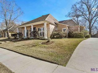 306 Plantation Ridge Ln, Baton Rouge, LA 70810