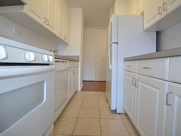 3rd image of 1751 2nd Ave APT 6A