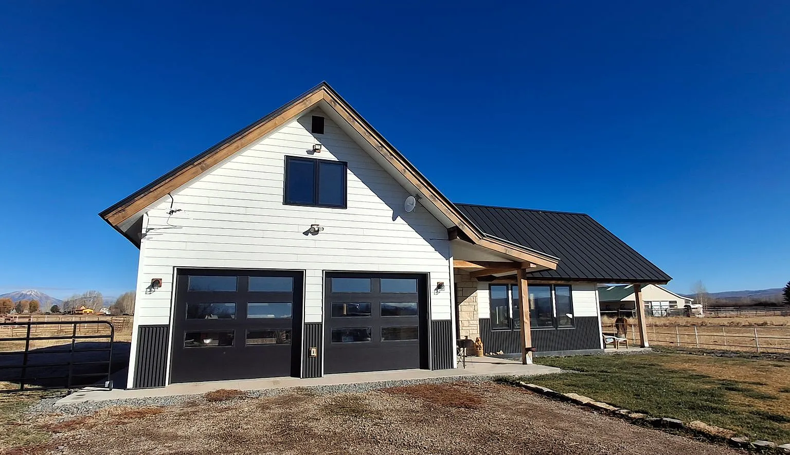 Winter Rental - December 1 through the middle of May — Photo 1