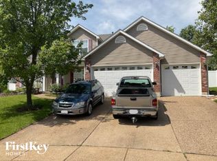 2008 Archway Dr, Wentzville, MO