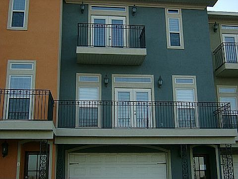 1st image of 9 Oak Alley Pl