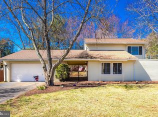 112 N Midland Ave, Sterling, VA