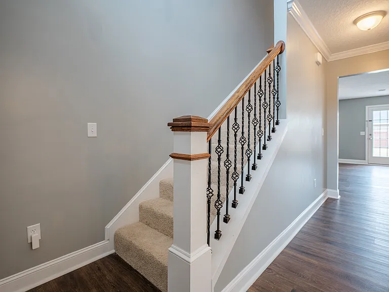 717 Highgrove Ct — Photo 33
