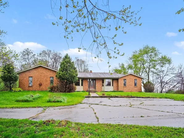 655 48th Ave N, Coopersville, MI 49404